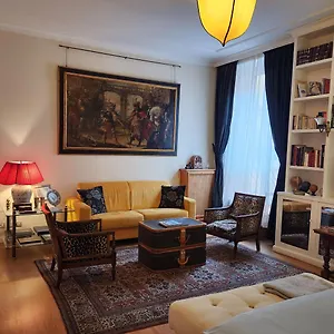 Borghese 42 Apartamento
